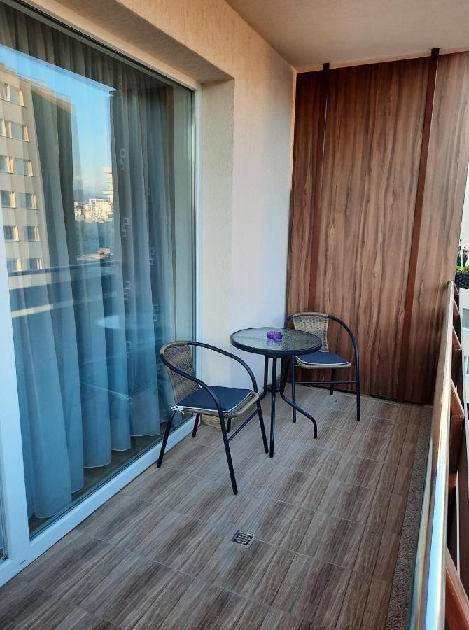 Sorin'S Comfortable Apartment Braşov Esterno foto